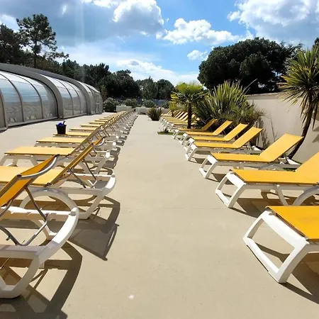 Le Bambou - - Piscine Jacuzzi Sauna Hammam Saint-Jean-de-Monts
