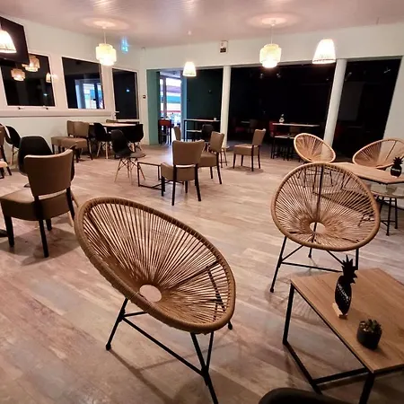 Le Bambou - - Piscine Jacuzzi Sauna Hammam Hébergement de vacances *